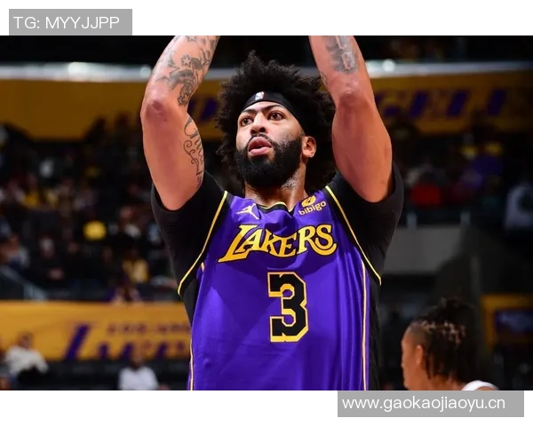 浓眉下半场发力狂砍15分14板3帽关键时刻助湖人逆转取胜